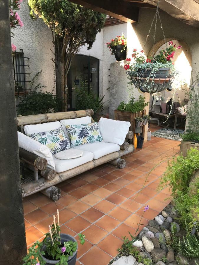 Bed and Breakfast Le Jardin de la cité Carcassonne Esterno foto